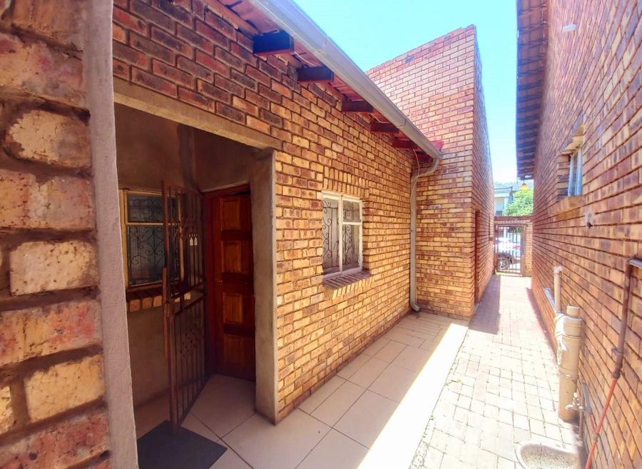 3 Bedroom Property for Sale in Atteridgeville Gauteng