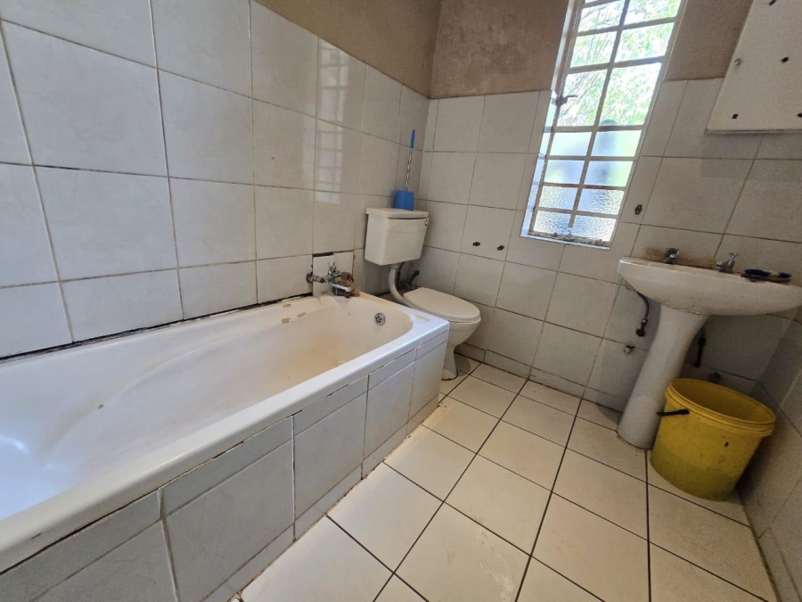 3 Bedroom Property for Sale in Rosettenville Gauteng