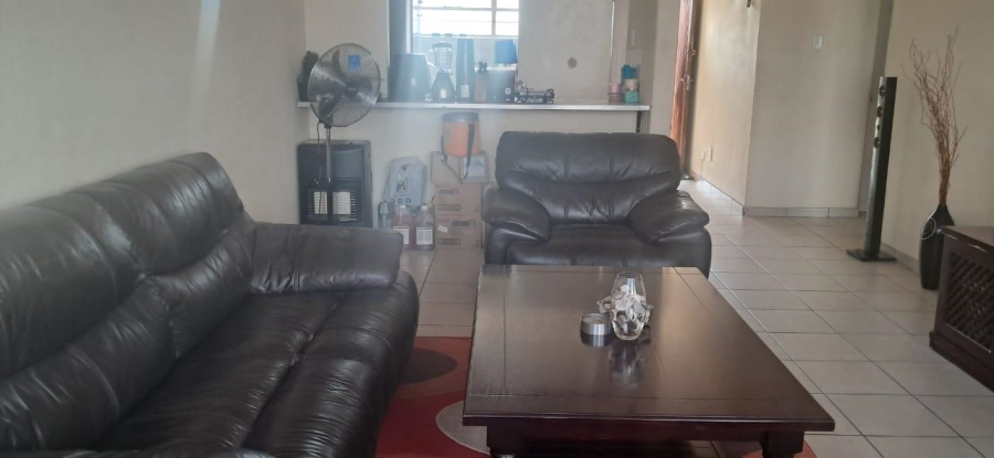 2 Bedroom Property for Sale in Raceview Gauteng