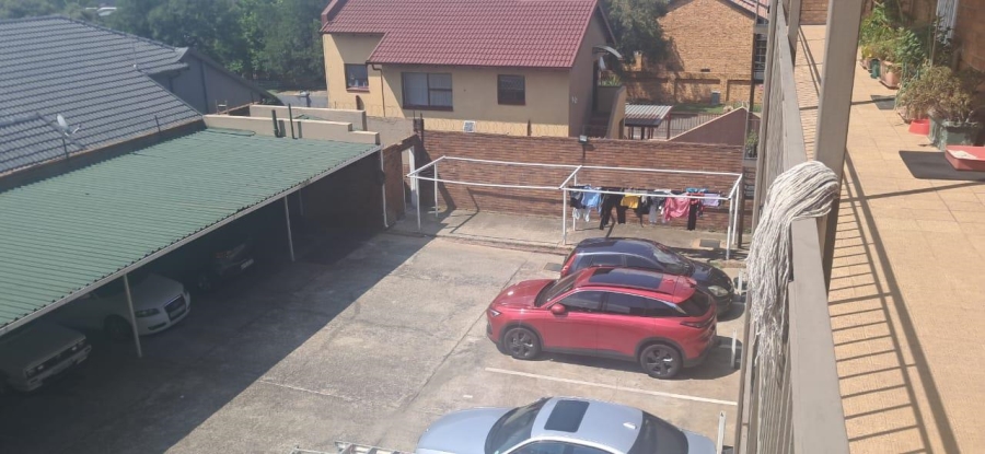2 Bedroom Property for Sale in Raceview Gauteng