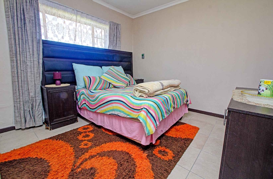 2 Bedroom Property for Sale in Wilgeheuwel Gauteng