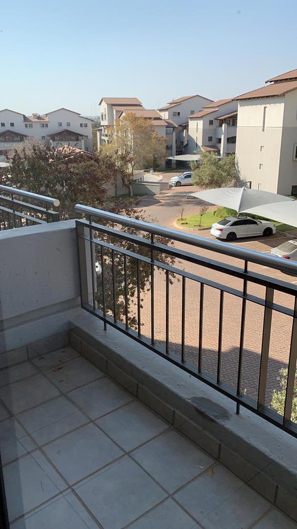 1 Bedroom Property for Sale in Sunninghill Gauteng