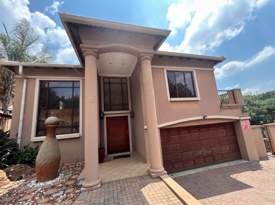 To Let 3 Bedroom Property for Rent in Mulbarton Gauteng