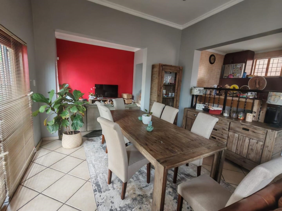 To Let 3 Bedroom Property for Rent in Mulbarton Gauteng