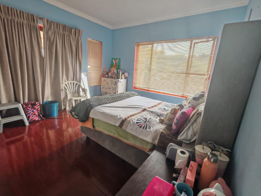 To Let 3 Bedroom Property for Rent in Mulbarton Gauteng