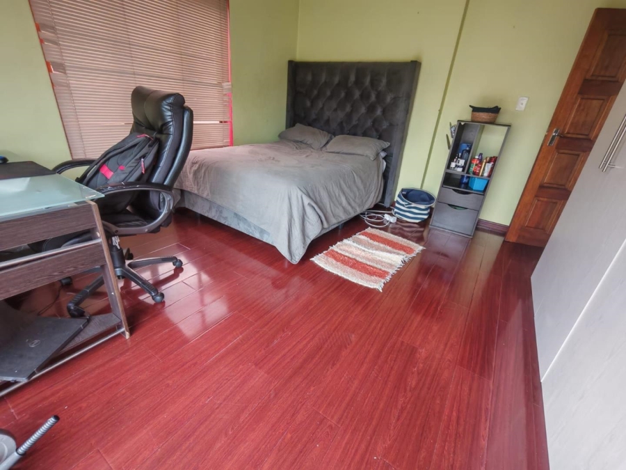 To Let 3 Bedroom Property for Rent in Mulbarton Gauteng