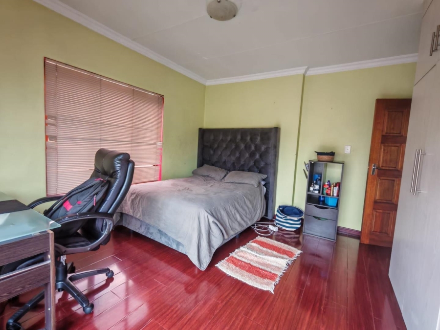 To Let 3 Bedroom Property for Rent in Mulbarton Gauteng