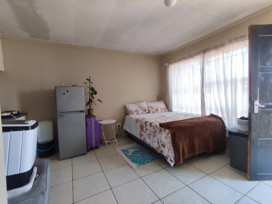 5 Bedroom Property for Sale in Cosmo City Gauteng