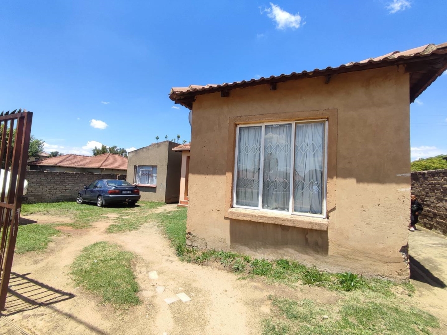 5 Bedroom Property for Sale in Cosmo City Gauteng
