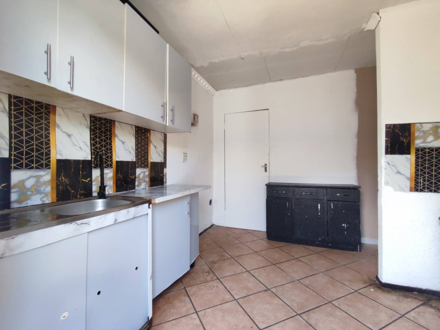 5 Bedroom Property for Sale in Cosmo City Gauteng