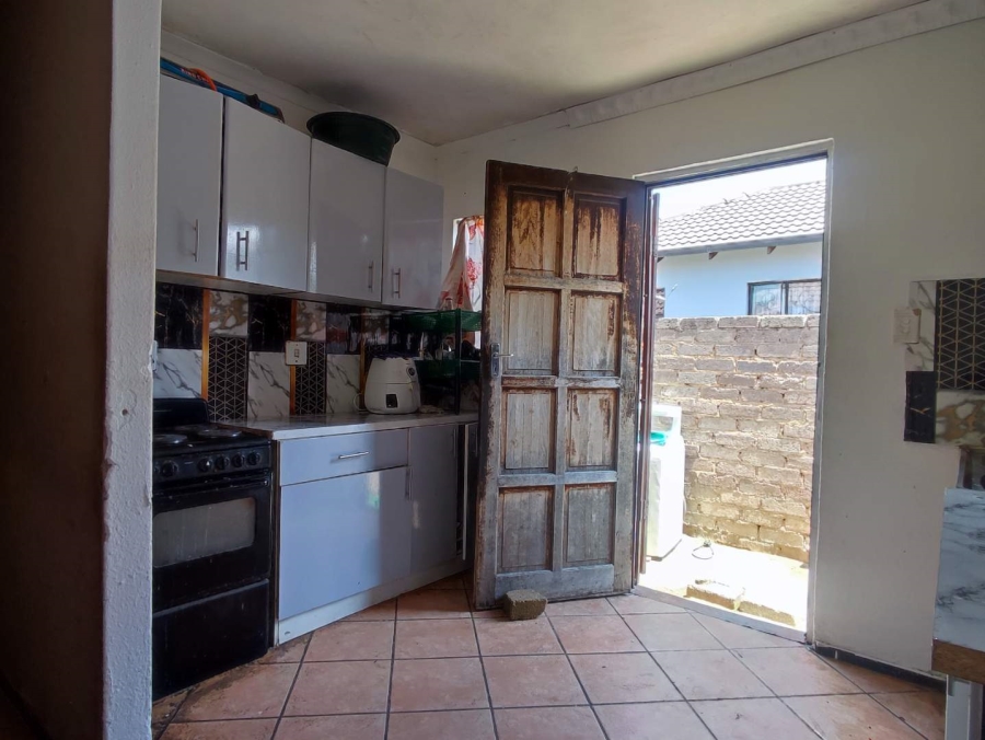 5 Bedroom Property for Sale in Cosmo City Gauteng