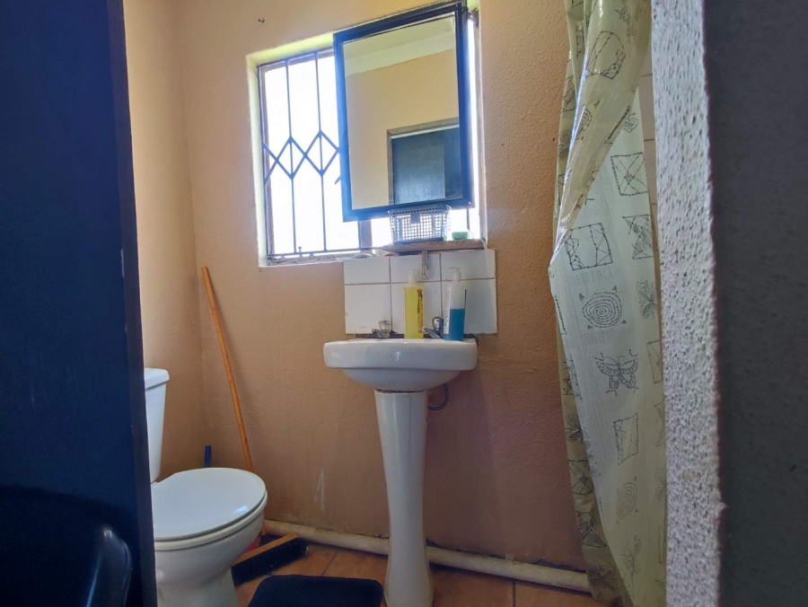 5 Bedroom Property for Sale in Cosmo City Gauteng