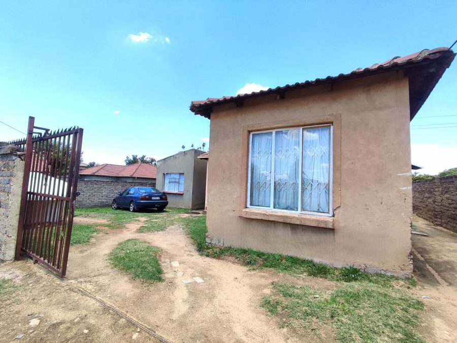 5 Bedroom Property for Sale in Cosmo City Gauteng