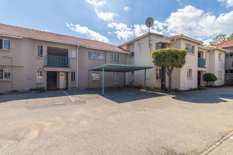 2 Bedroom Property for Sale in Vorna Valley Gauteng