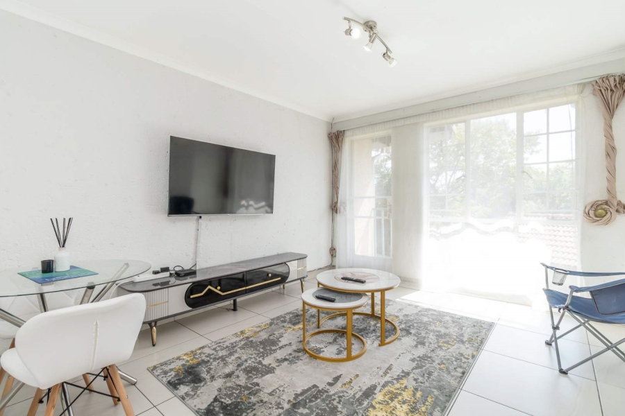 2 Bedroom Property for Sale in Vorna Valley Gauteng