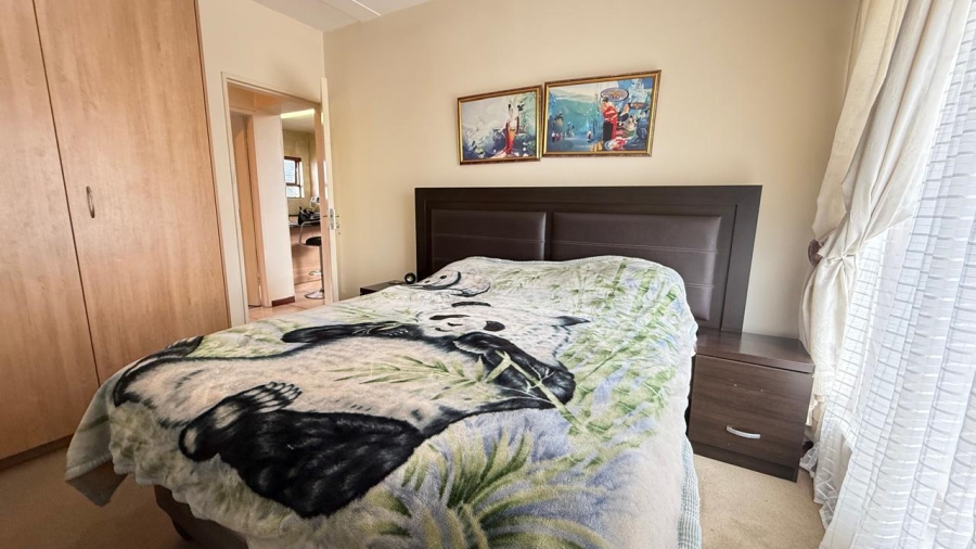 3 Bedroom Property for Sale in Noordheuwel Gauteng