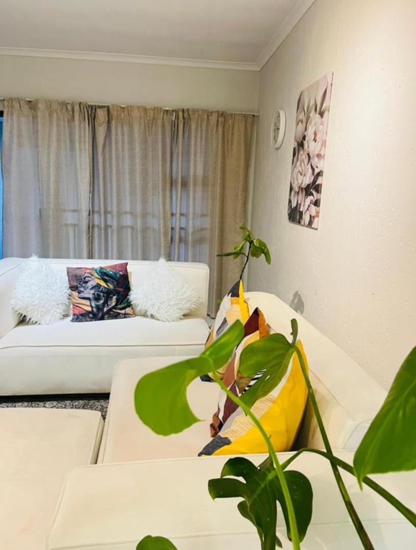 1 Bedroom Property for Sale in Sunninghill Gauteng