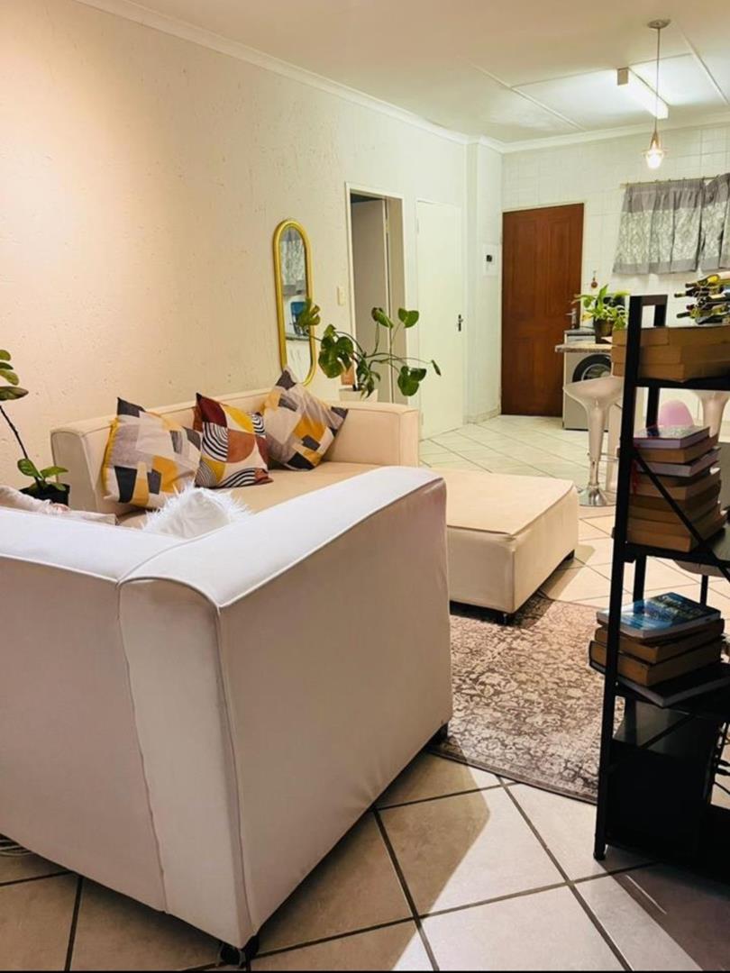 1 Bedroom Property for Sale in Sunninghill Gauteng