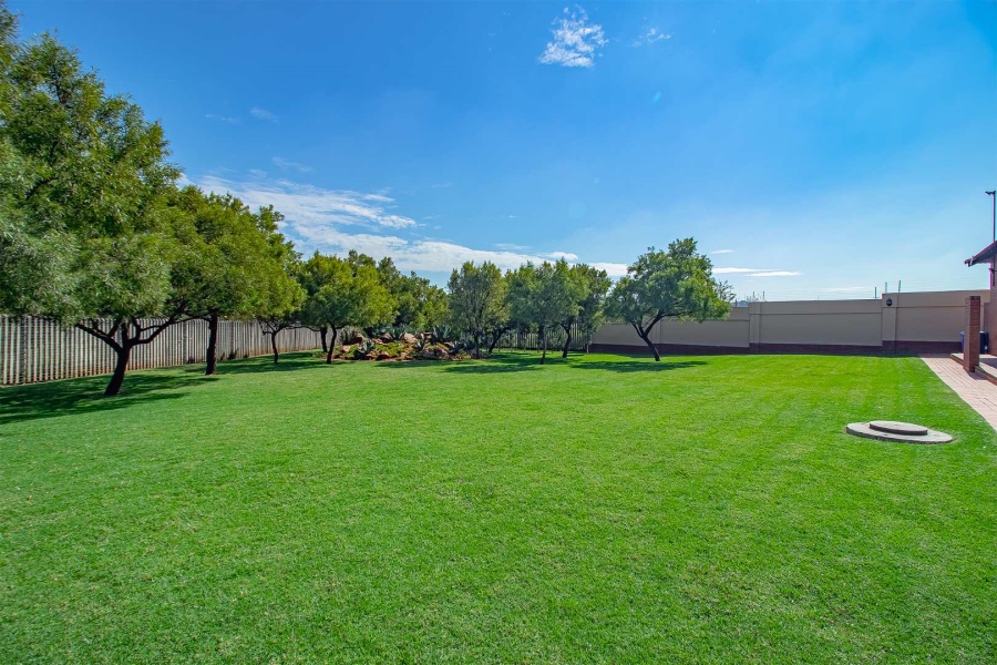 2 Bedroom Property for Sale in Pretorius Park Gauteng