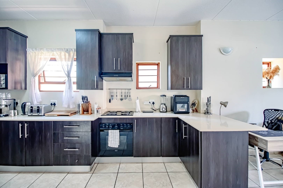 2 Bedroom Property for Sale in Pretorius Park Gauteng