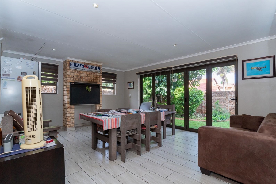3 Bedroom Property for Sale in Pomona Gauteng