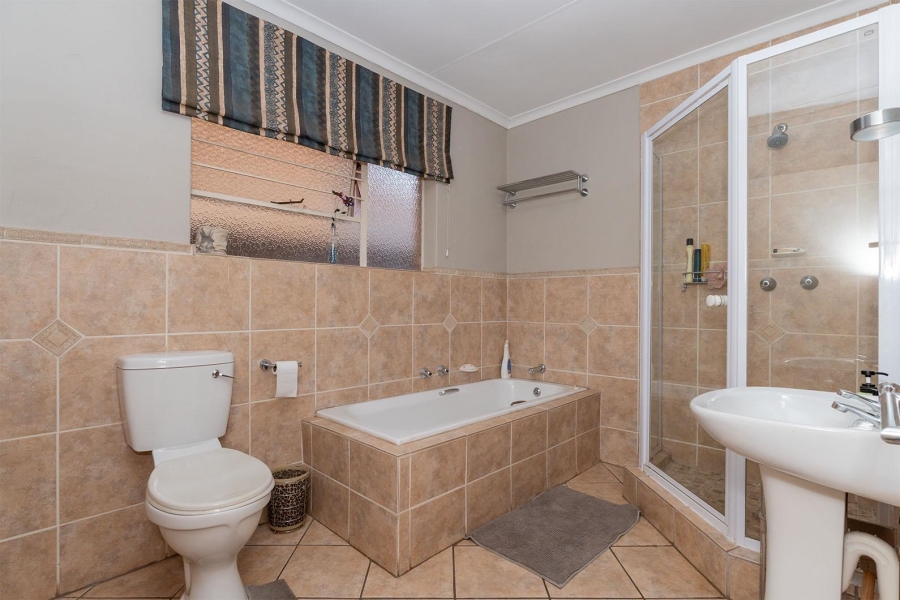 3 Bedroom Property for Sale in Pomona Gauteng