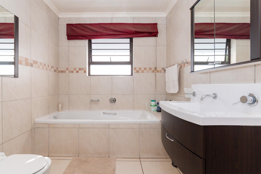 3 Bedroom Property for Sale in Pomona Gauteng