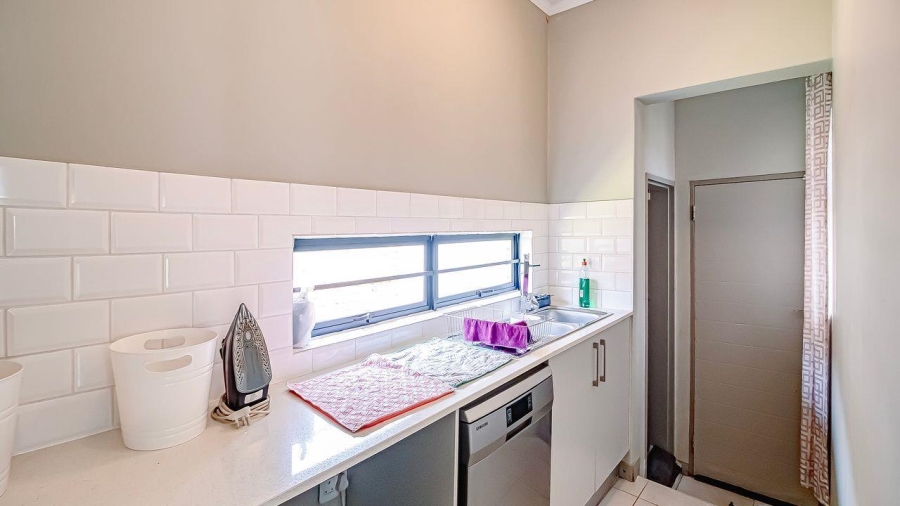 3 Bedroom Property for Sale in Amberfield Gauteng