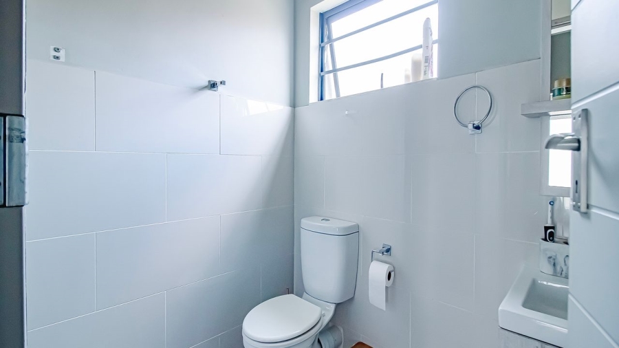 3 Bedroom Property for Sale in Amberfield Gauteng