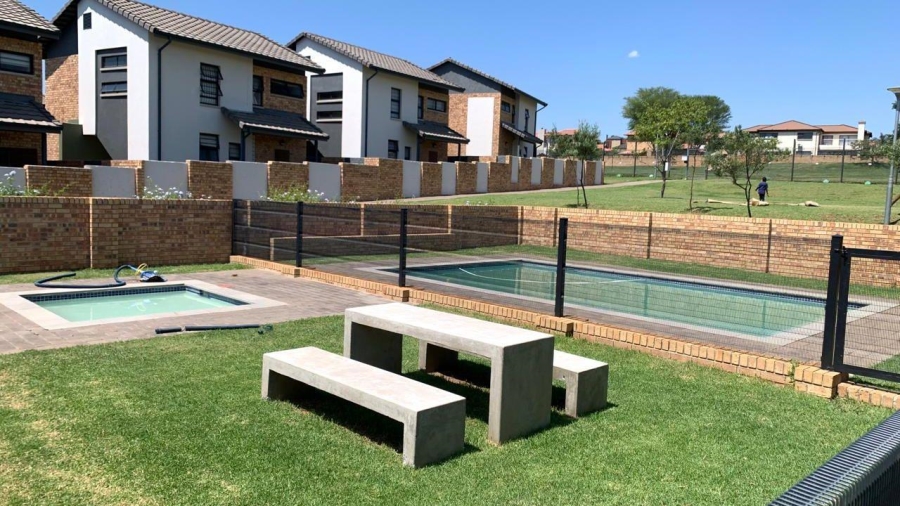 3 Bedroom Property for Sale in Amberfield Gauteng