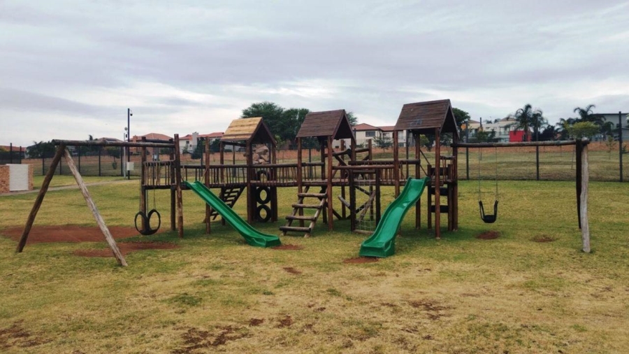 3 Bedroom Property for Sale in Amberfield Gauteng