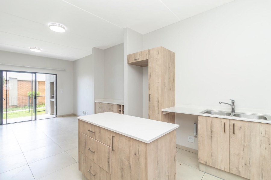 To Let 2 Bedroom Property for Rent in Kyalami Gauteng