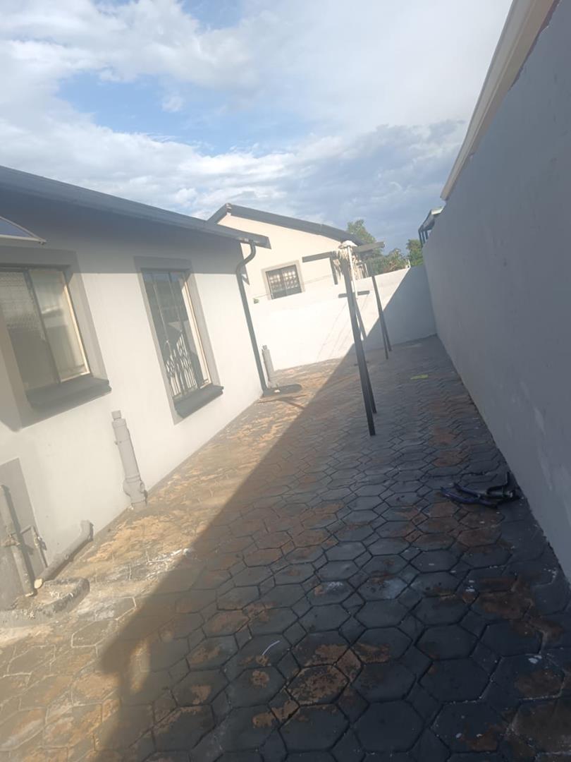 3 Bedroom Property for Sale in Nkwe Estate Gauteng