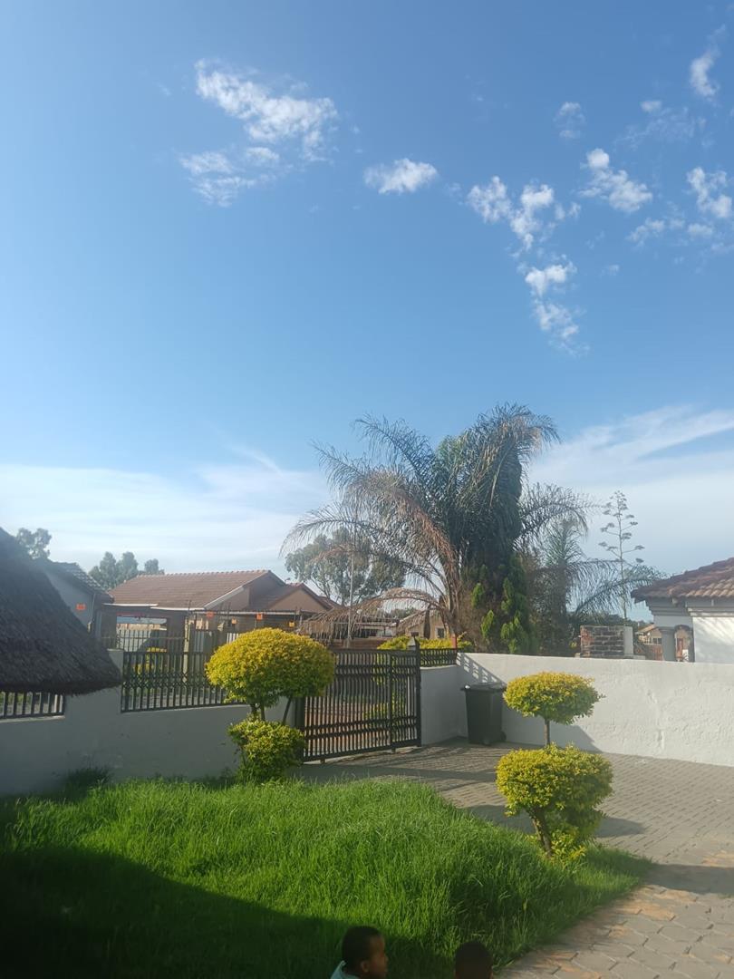 3 Bedroom Property for Sale in Nkwe Estate Gauteng