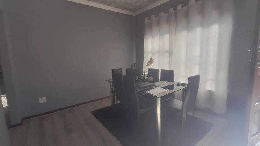 3 Bedroom Property for Sale in Gosforth Park Gauteng