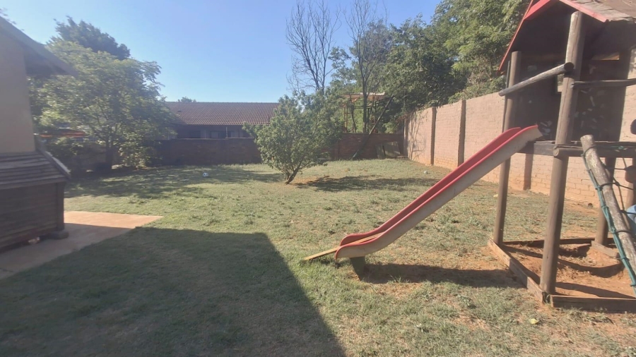 3 Bedroom Property for Sale in Gosforth Park Gauteng