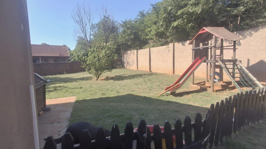 3 Bedroom Property for Sale in Gosforth Park Gauteng