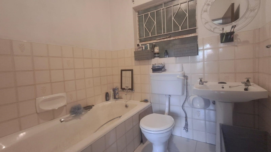 3 Bedroom Property for Sale in Gosforth Park Gauteng