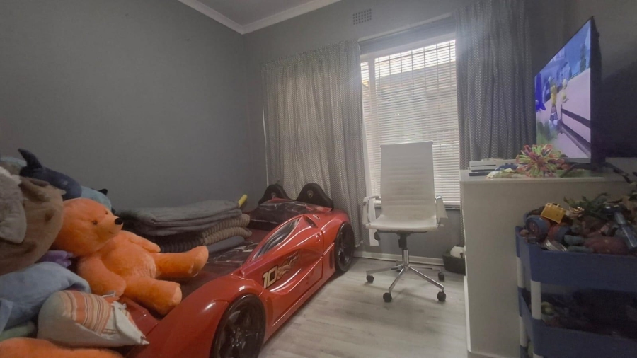 3 Bedroom Property for Sale in Gosforth Park Gauteng