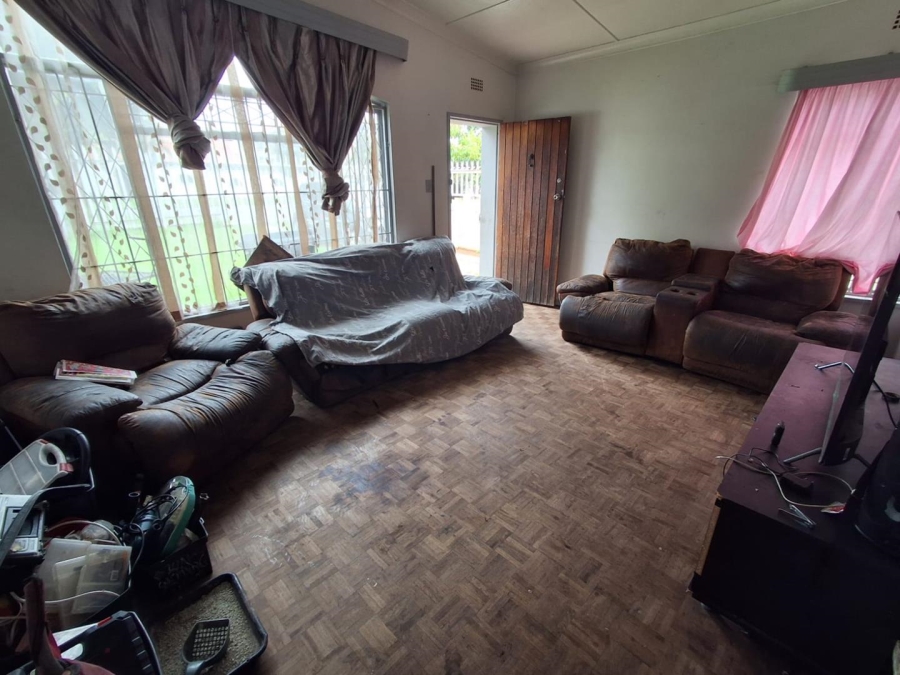 To Let 3 Bedroom Property for Rent in Turffontein Gauteng