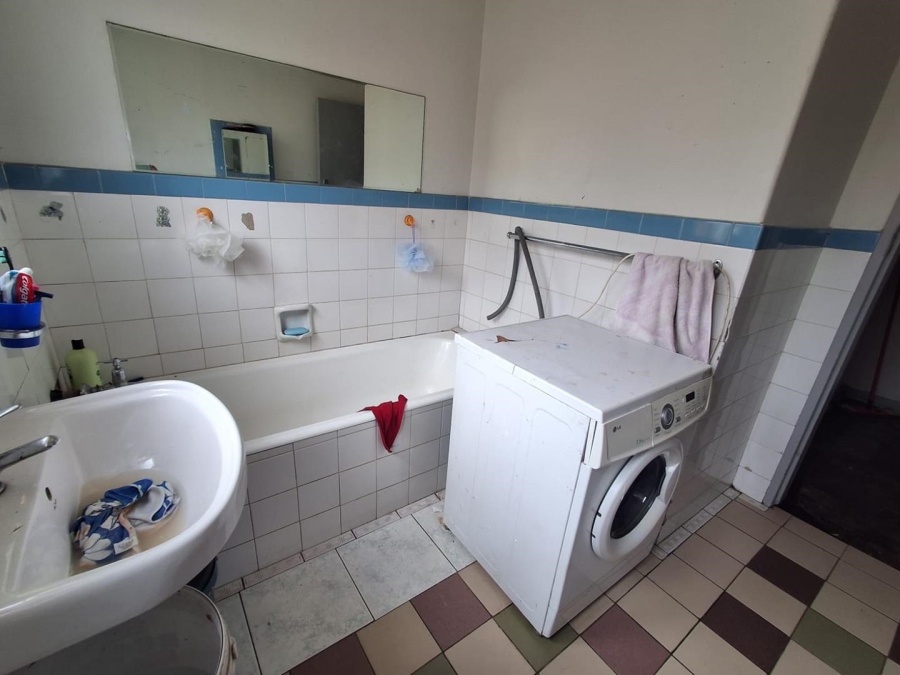 To Let 3 Bedroom Property for Rent in Turffontein Gauteng