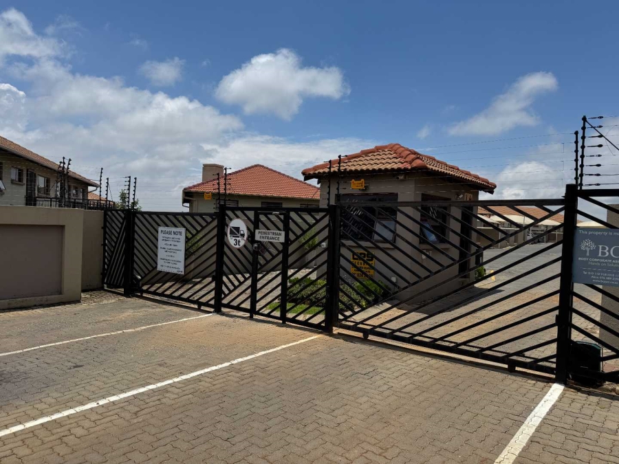 2 Bedroom Property for Sale in Meyersdal Gauteng