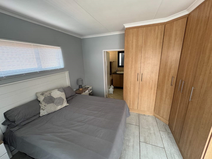 2 Bedroom Property for Sale in Meyersdal Gauteng