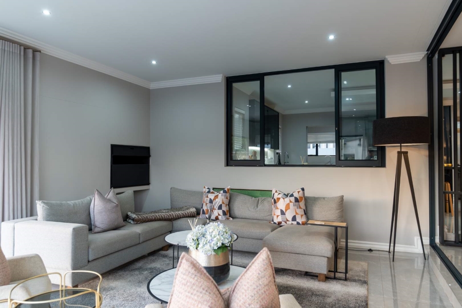 4 Bedroom Property for Sale in Eye of Africa Gauteng