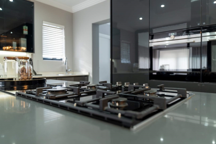 4 Bedroom Property for Sale in Eye of Africa Gauteng