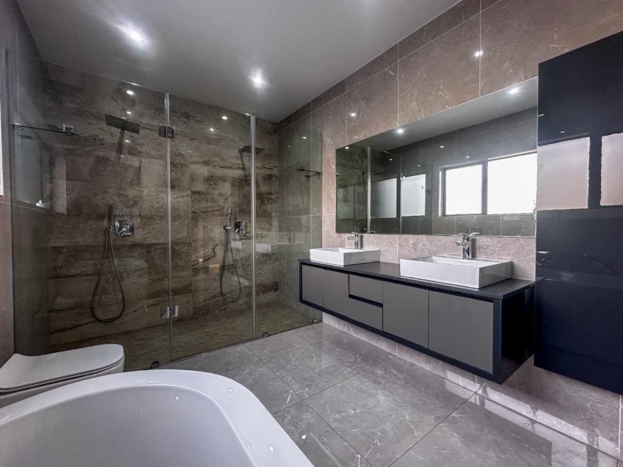 4 Bedroom Property for Sale in Eye of Africa Gauteng