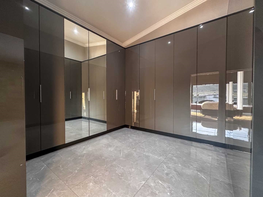 4 Bedroom Property for Sale in Eye of Africa Gauteng