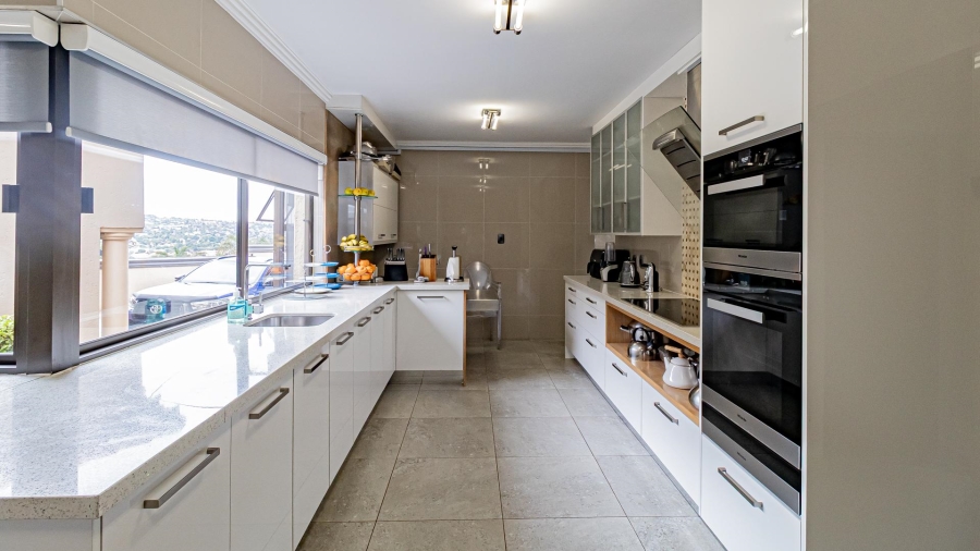 To Let 4 Bedroom Property for Rent in Roodekrans Ext 9 Gauteng