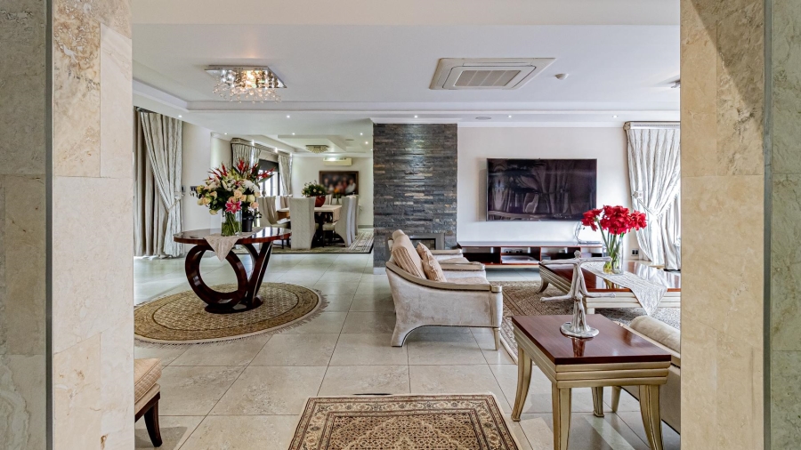 To Let 4 Bedroom Property for Rent in Roodekrans Ext 9 Gauteng