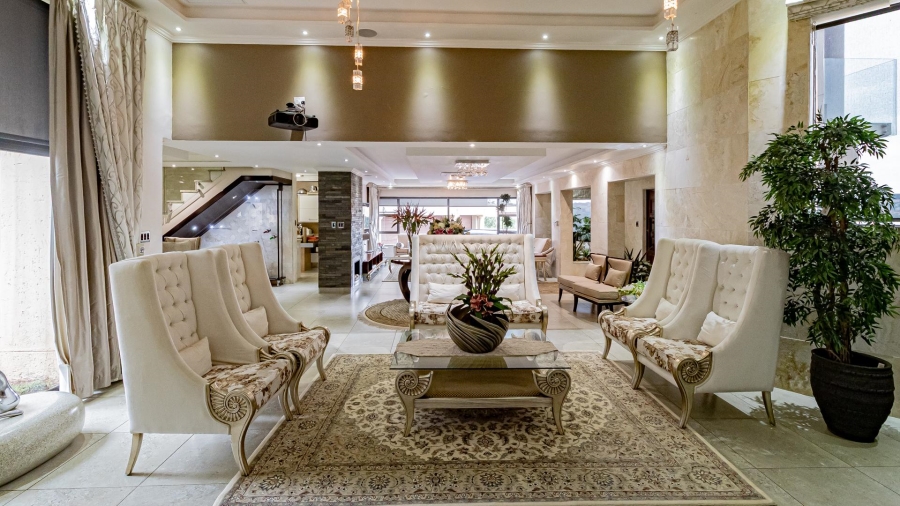 To Let 4 Bedroom Property for Rent in Roodekrans Ext 9 Gauteng